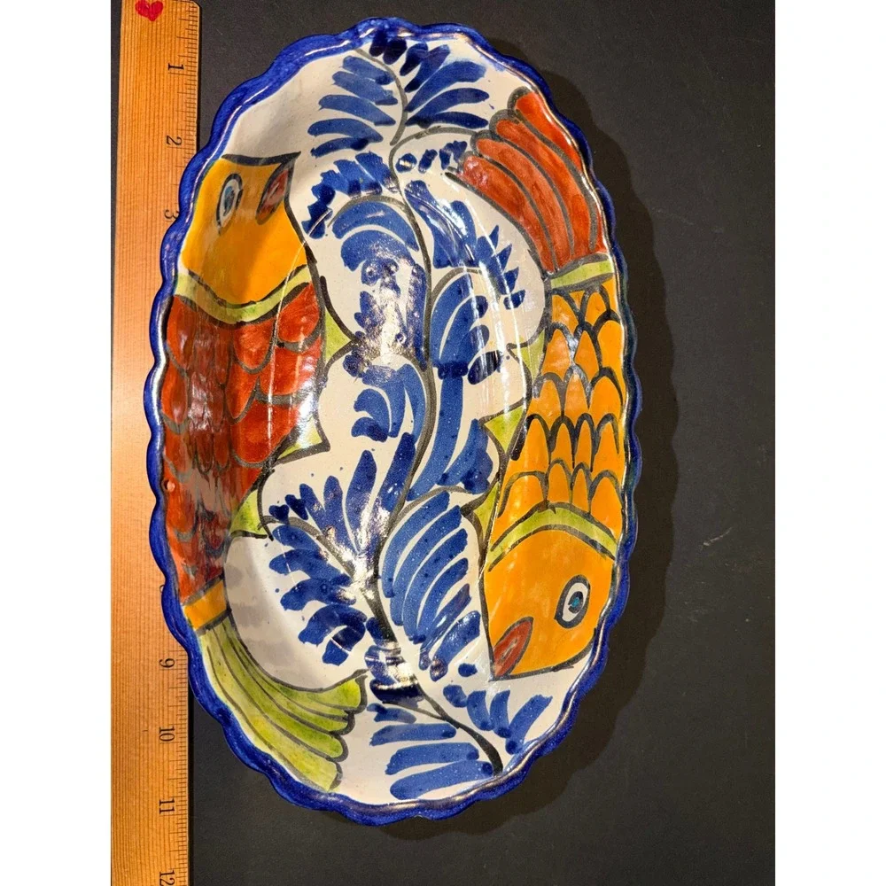 Talavera Mexican Pottery Fish Oval Serving Bowl Scalloped Rim Hand Painted 9.5in